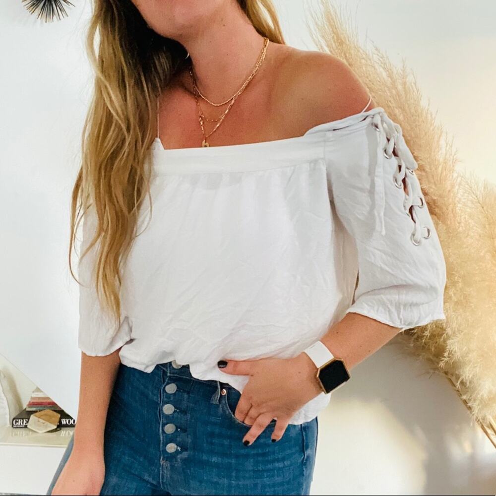 F21 FOREVER 21 Lace Up Tie Off Shoulder Bell Sleeve White Blouse Shirt Top M